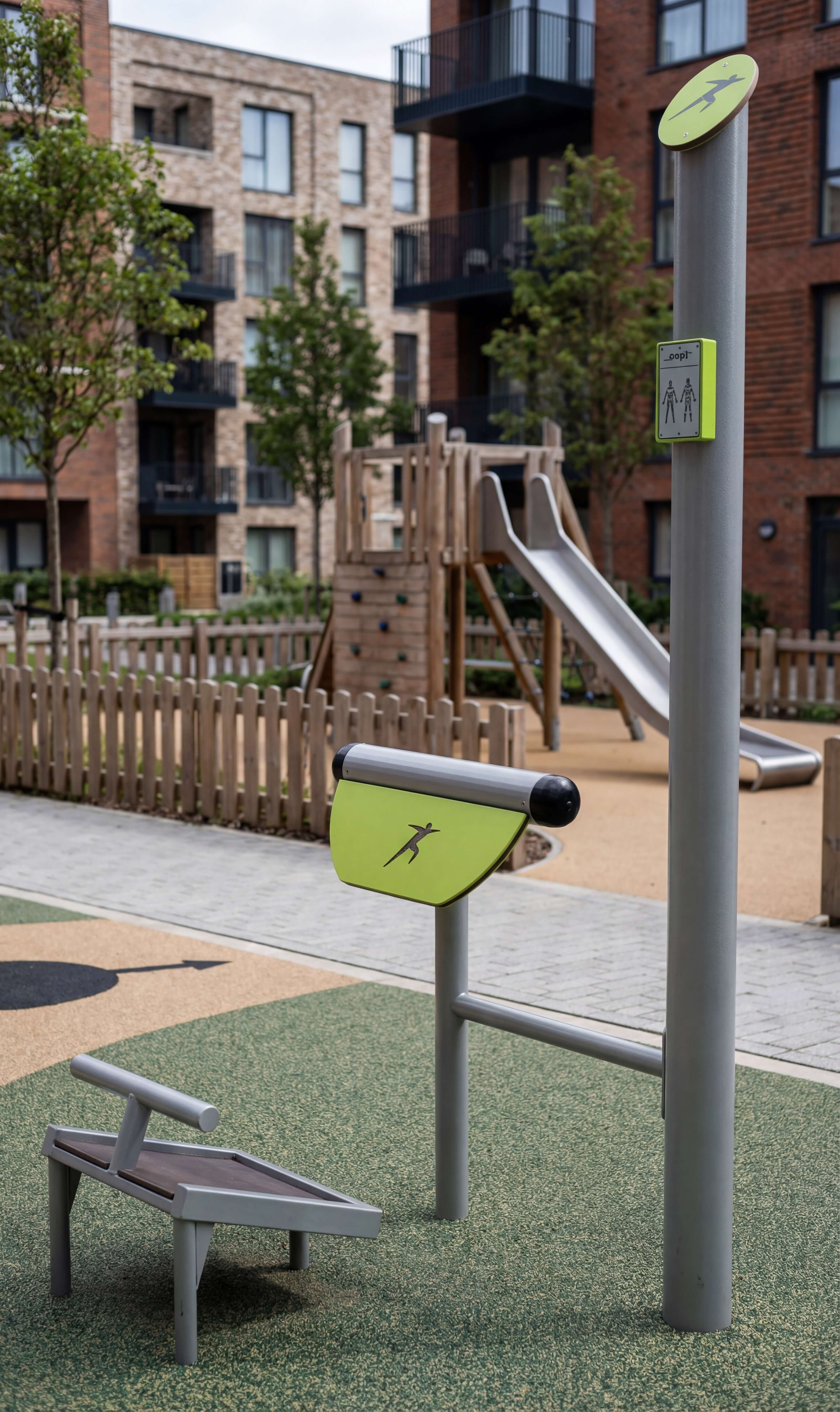 Bewegungs-Station Rückentrainer